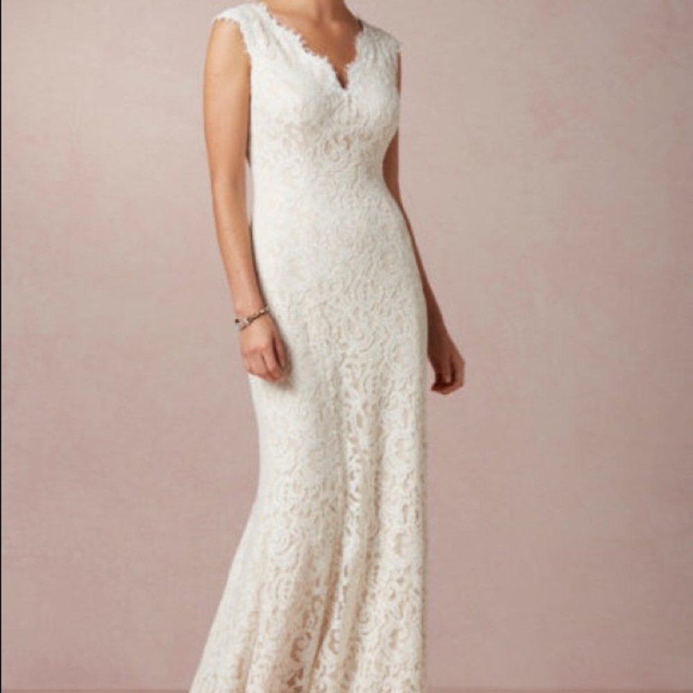 NEW Tadashi Shoji Margeaux Lace Wedding Dress